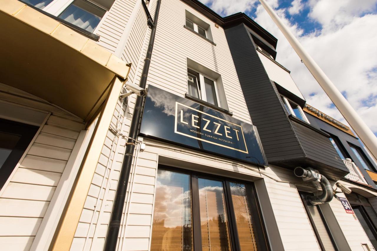 Lezzet Hotel & Turkish Restaurant *